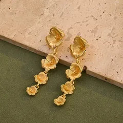 Delicate Floral Earrings 18K Gold Plated – Elegant Cascading Flower Design