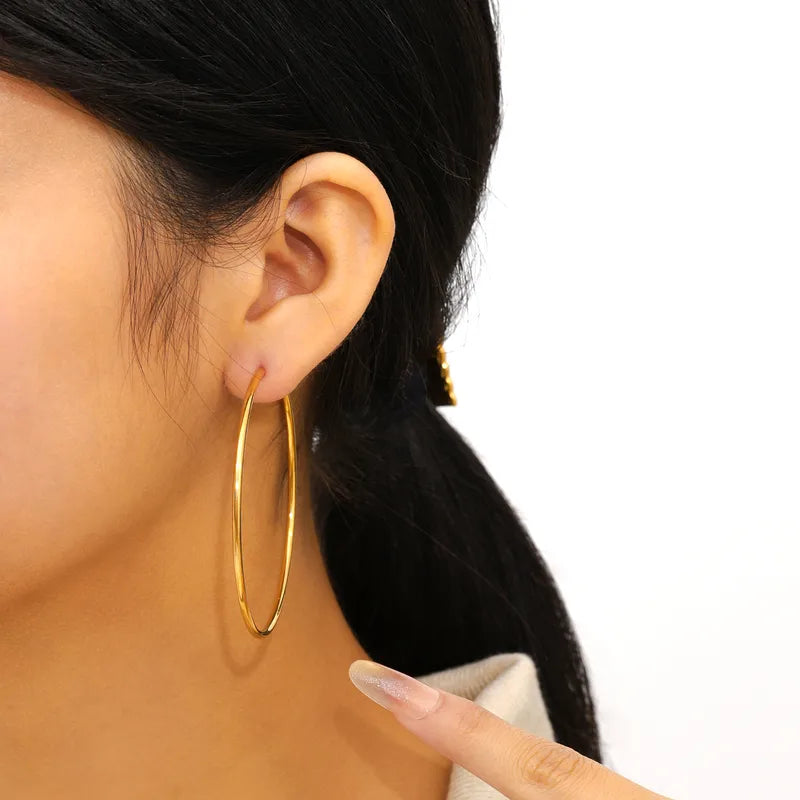 Large 18K gold-plated round earrings – waterproof, made of stainless steel
